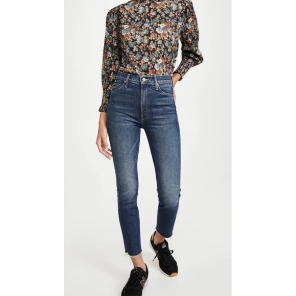 MOTHER Superior | The Dazzler Ankle Fray Jeans in Painfully Obvious Size 24 - Picture 1 of 12